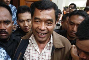 Suciwati Tak Pernah Melaporkan Muchdi Pr